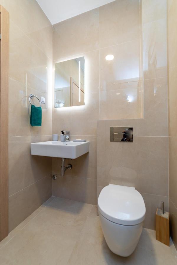 Ana'S Apartment Budva Mne ภายนอก รูปภาพ